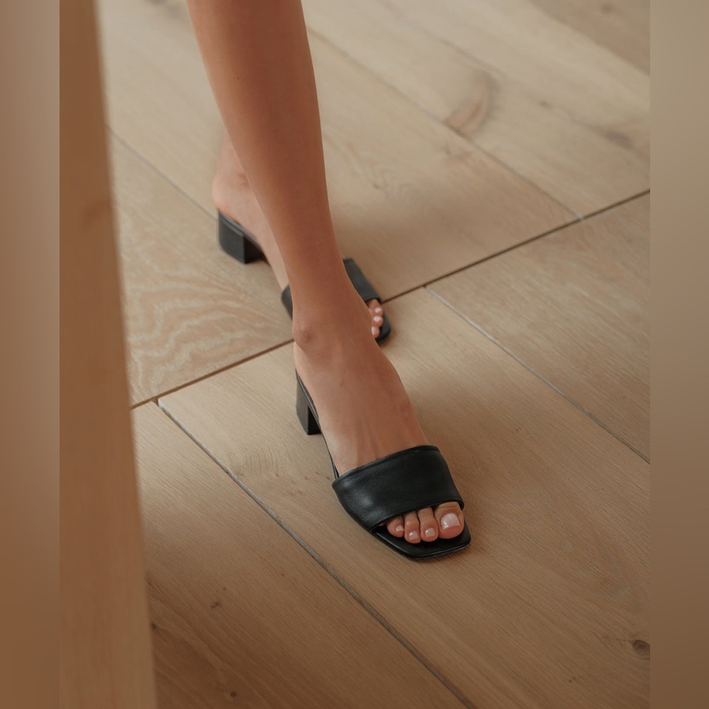 new Jenni Kayne Miller Slide Sandals
